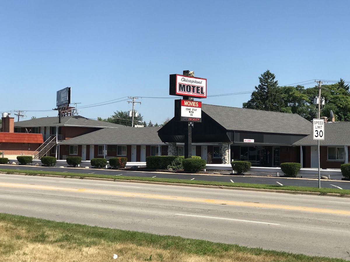 Chicagoland Motel